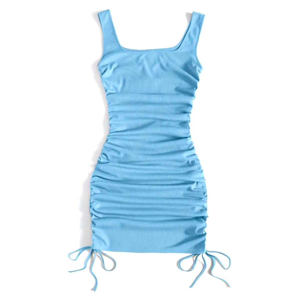 Blue dress good for summer Look at the description